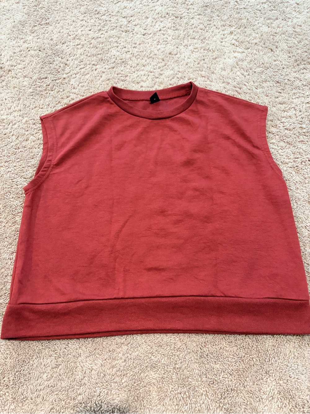 Women’s Sleeveless Crewneck Tank Top - Red - 033
